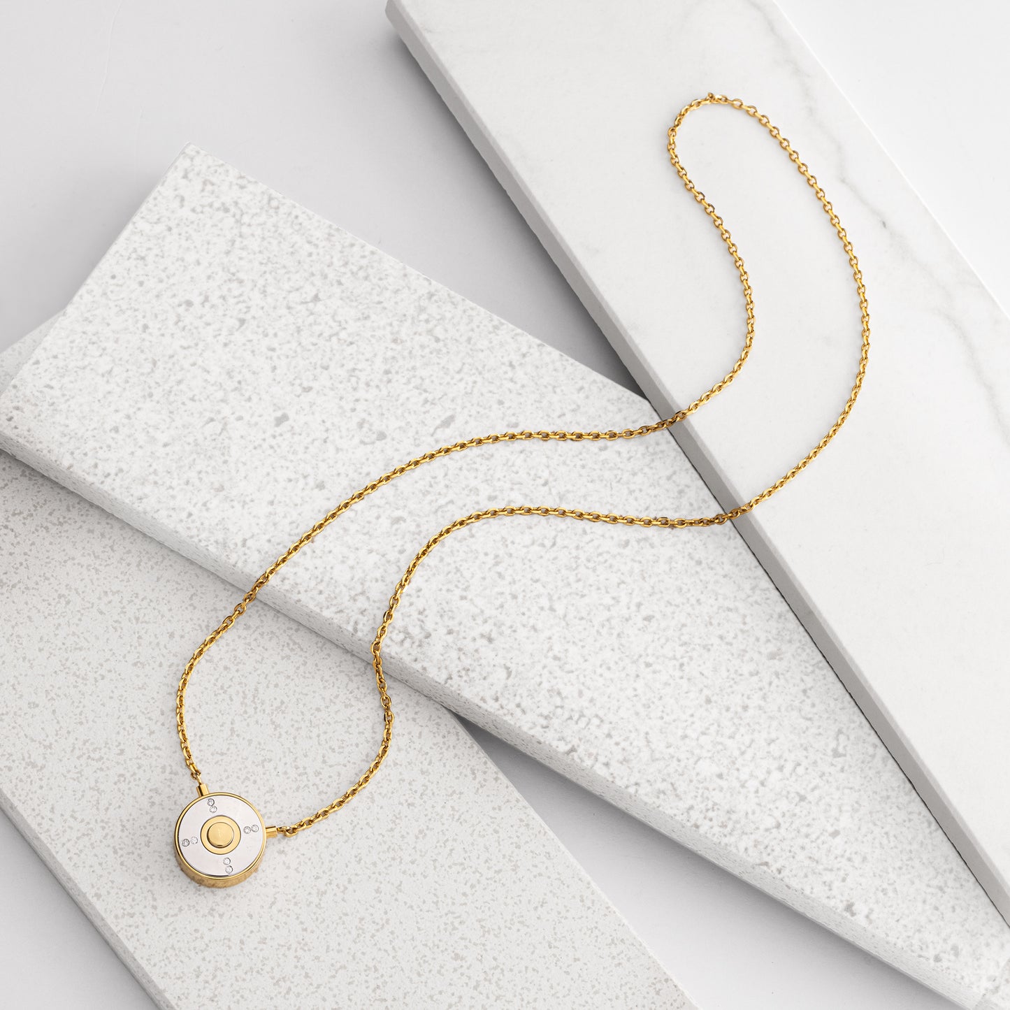 The secret pendant Diamonds 8.0.