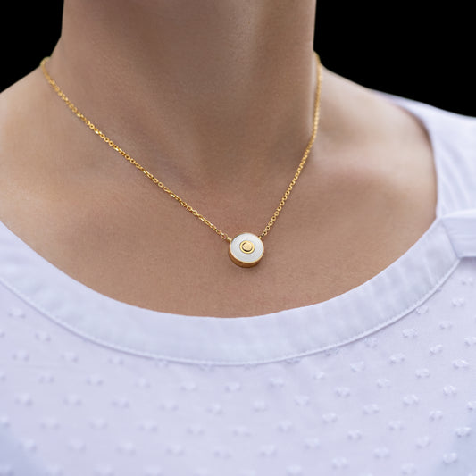 The secret pendant Icon yellowgold finish